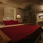 Vintage Cave House Szálloda 3*