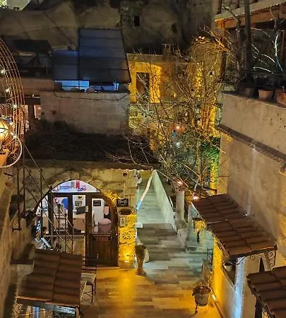 Отель Vintage Cave House