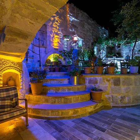 Vintage Cave House Hotel