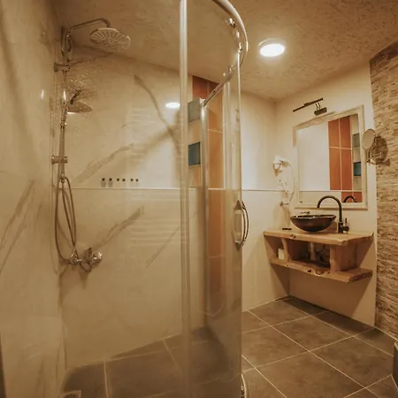 Hotel Vintage Cave House 3*
