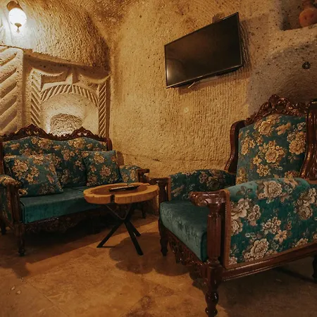 Vintage Cave House Göreme
