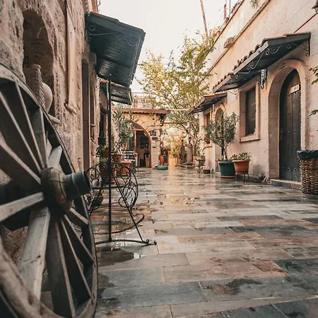 Vintage Cave House Hotel