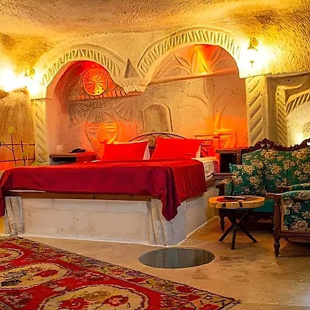 Vintage Cave House Göreme