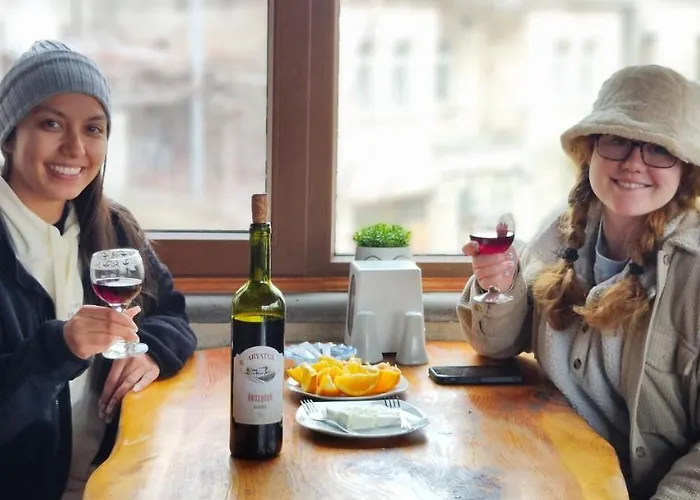 Hotel Vintage Cave House