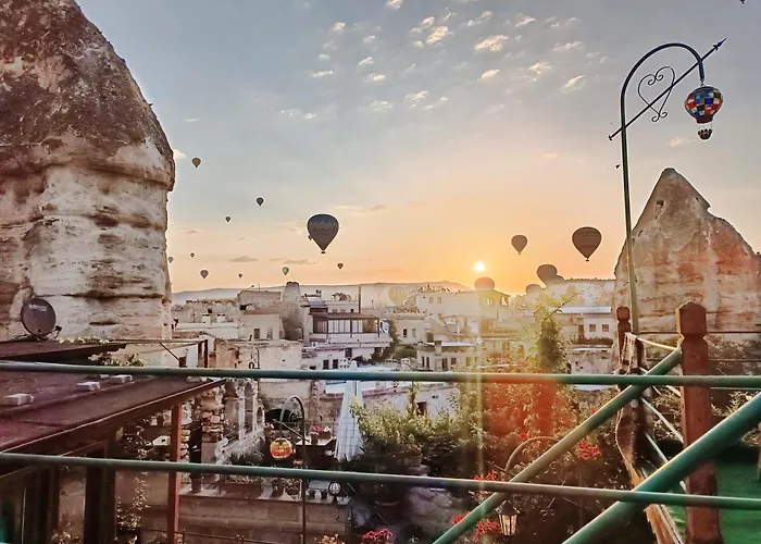 Vintage Cave House 3*