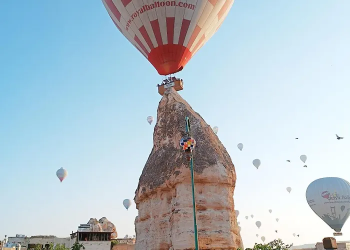 Vintage Cave House 3*