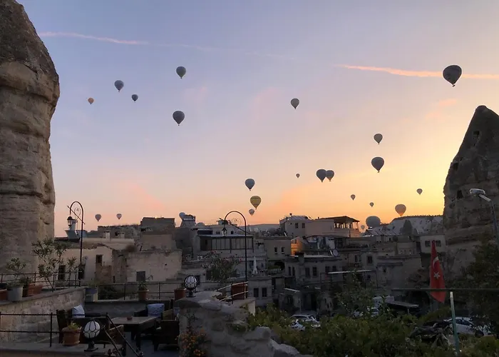 Vintage Cave House 3*